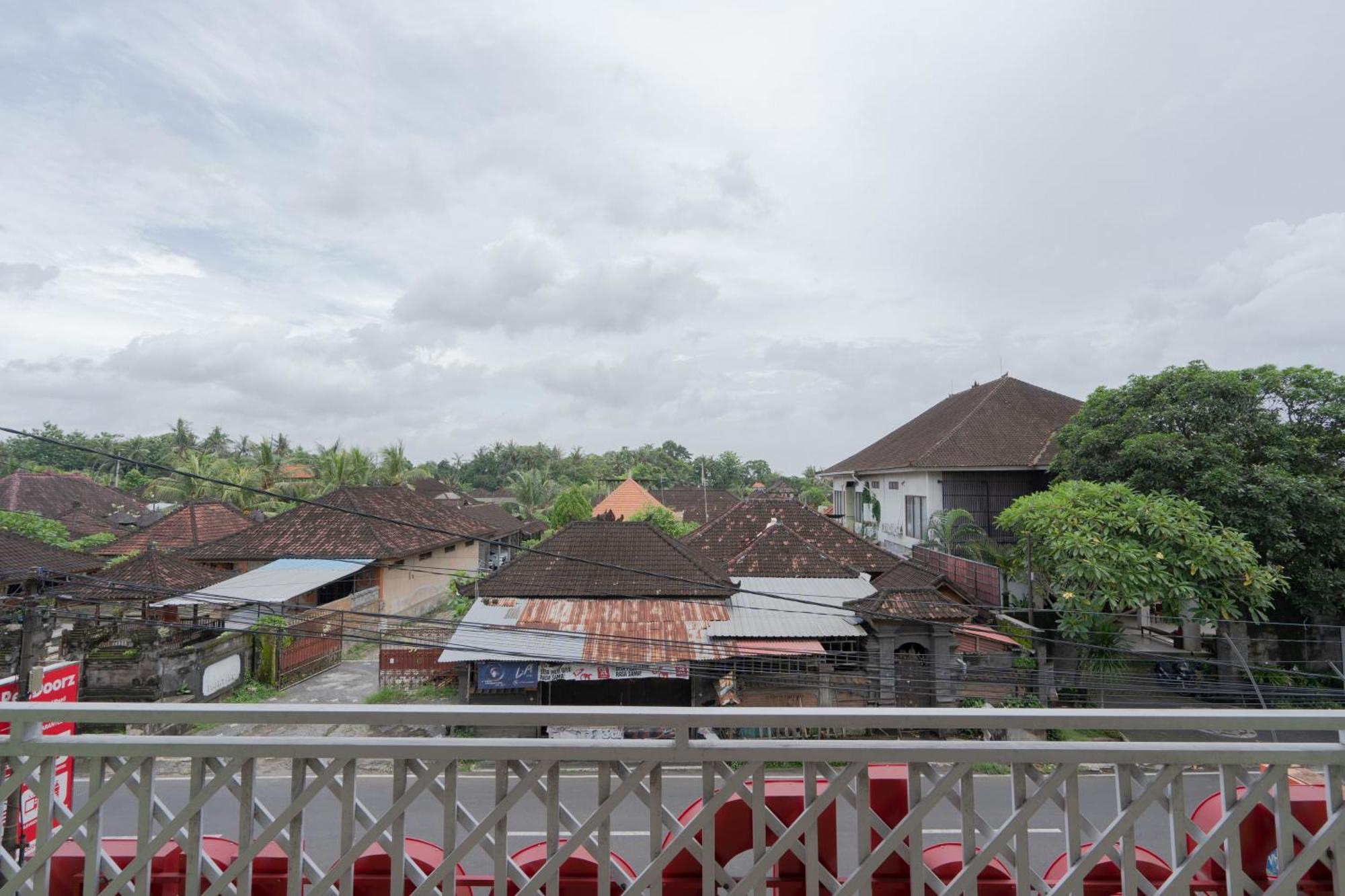 Reddoorz Near Ubud Village 苏卡瓦提 外观 照片