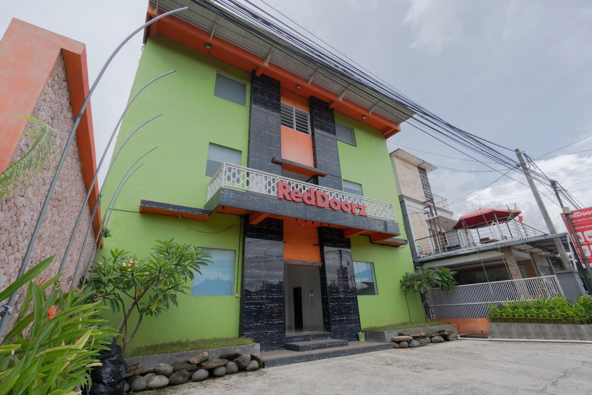 Reddoorz Near Ubud Village 苏卡瓦提 外观 照片